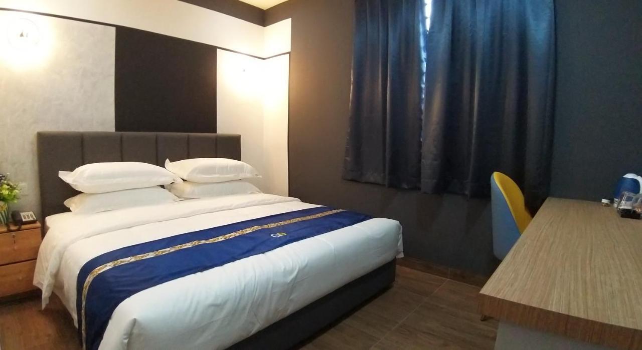Good 9 Hotel - Cahaya Kota Puteri Пасір-Ґуданґ Екстер'єр фото