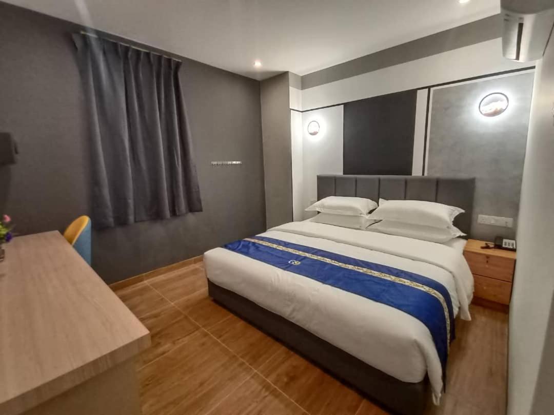 Good 9 Hotel - Cahaya Kota Puteri Пасір-Ґуданґ Екстер'єр фото