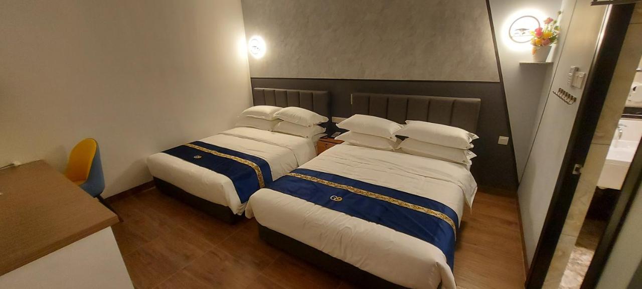 Good 9 Hotel - Cahaya Kota Puteri Пасір-Ґуданґ Екстер'єр фото