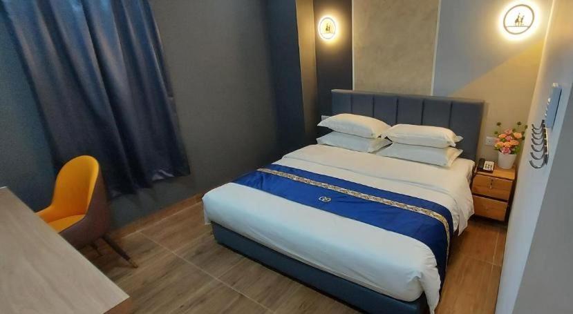 Good 9 Hotel - Cahaya Kota Puteri Пасір-Ґуданґ Екстер'єр фото