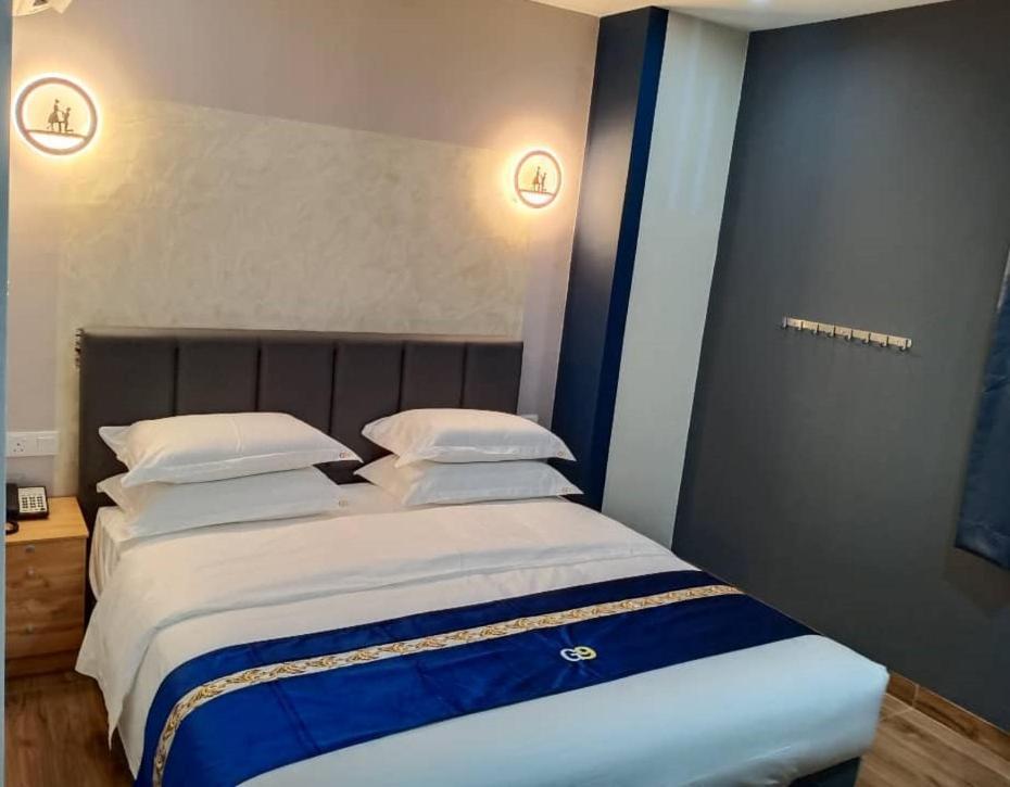Good 9 Hotel - Cahaya Kota Puteri Пасір-Ґуданґ Екстер'єр фото