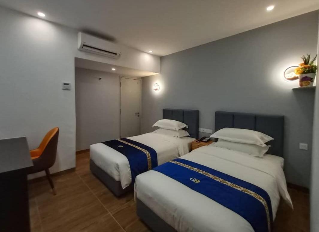 Good 9 Hotel - Cahaya Kota Puteri Пасір-Ґуданґ Екстер'єр фото