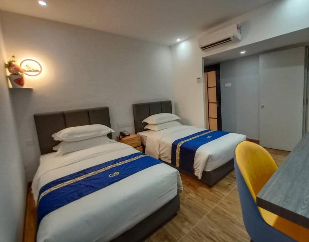 Good 9 Hotel - Cahaya Kota Puteri Пасір-Ґуданґ Екстер'єр фото