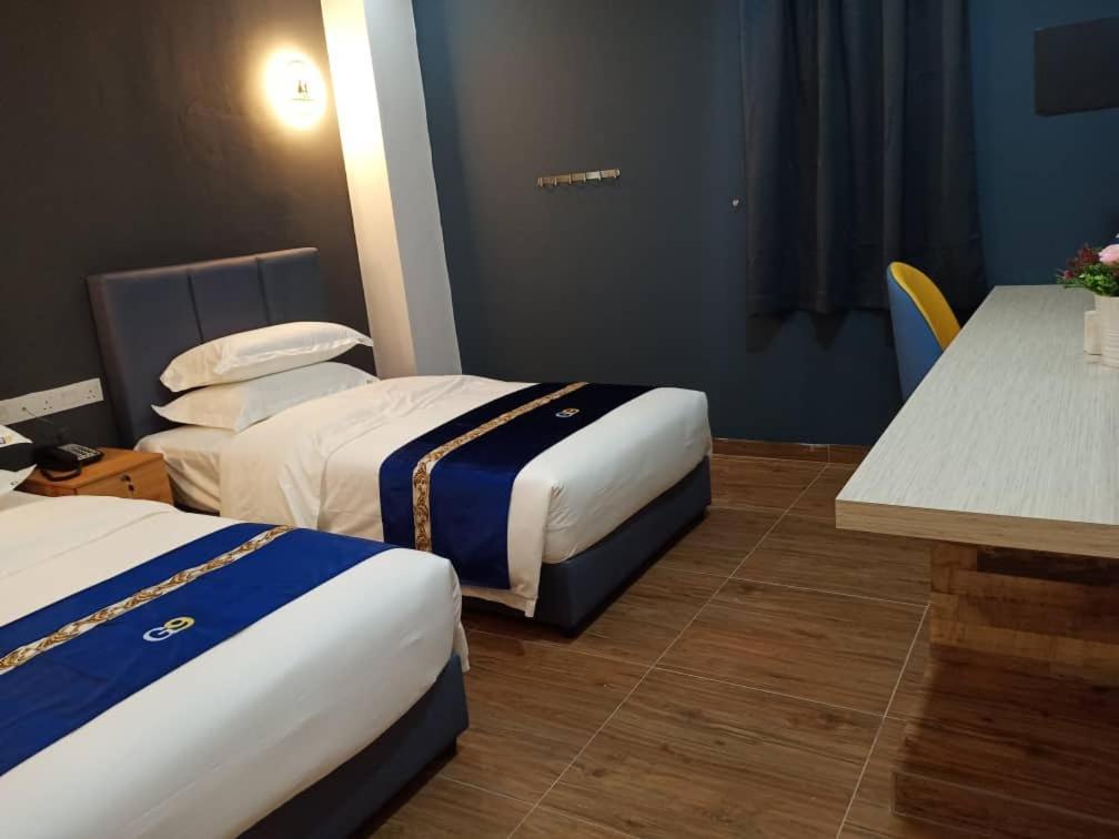 Good 9 Hotel - Cahaya Kota Puteri Пасір-Ґуданґ Екстер'єр фото